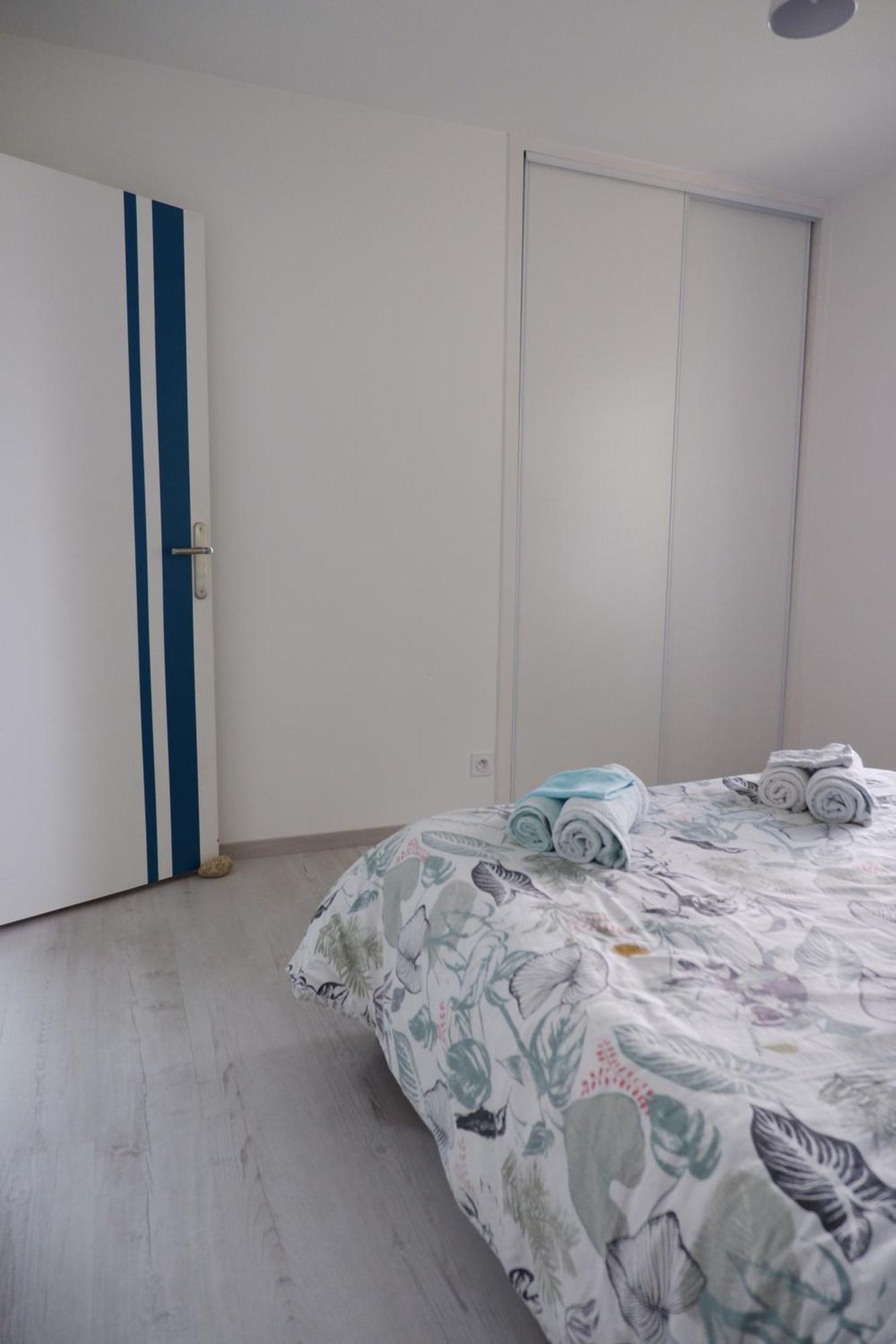 Apartment Le Carrelet De L'estuaire , Jolie Maison Entiere A 9 Min De La Citadelle Saint-Seurin-de-Cursac