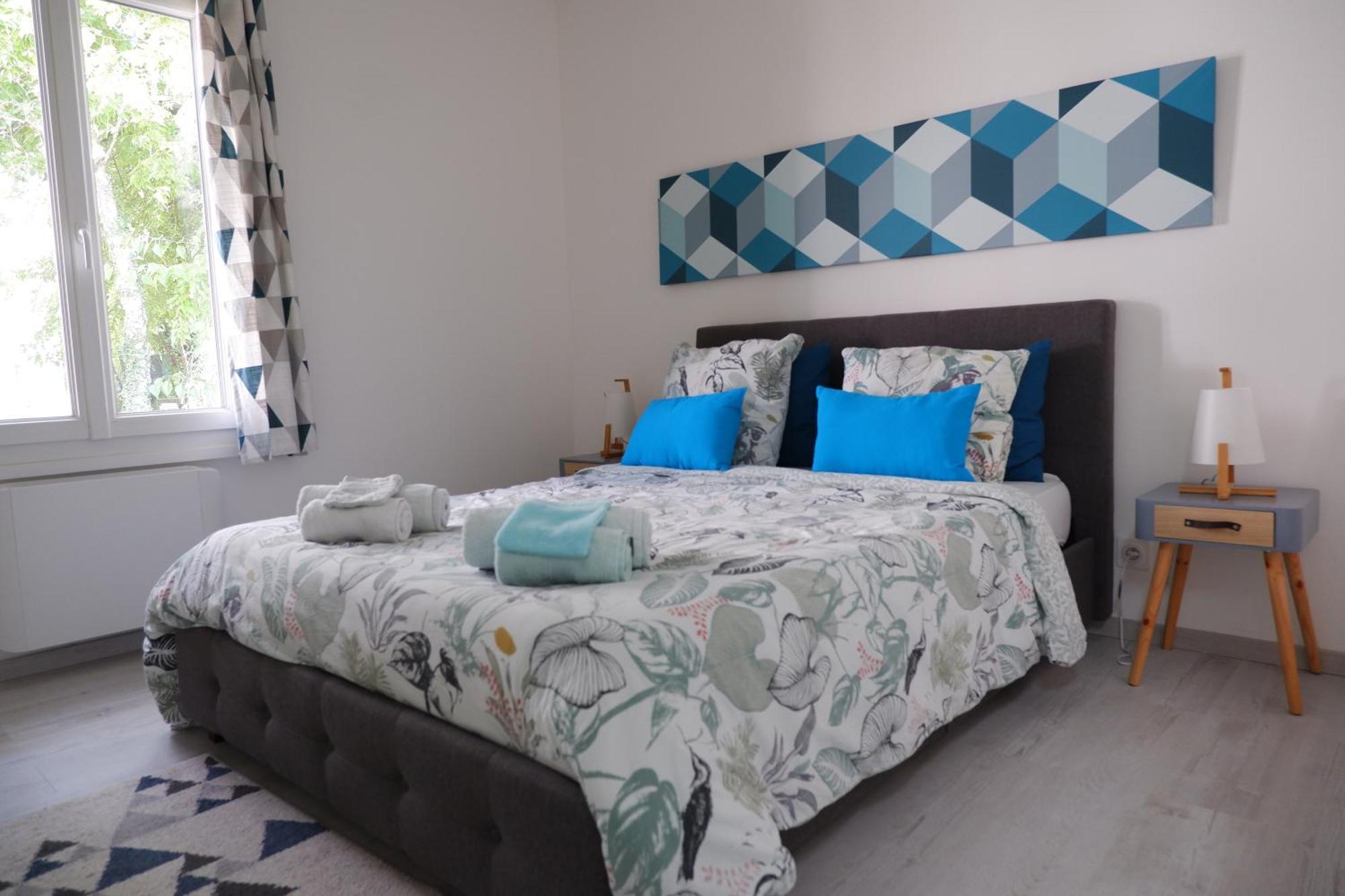 Le Carrelet De L'estuaire , Jolie Maison Entiere A 9 Min De La Citadelle Apartment
